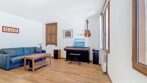 Converted Loft with Garage and Workshop