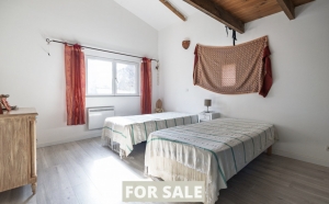 Contemporary House with Guest Accommodation