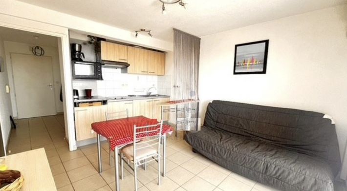 Private Access to Beach and Pool