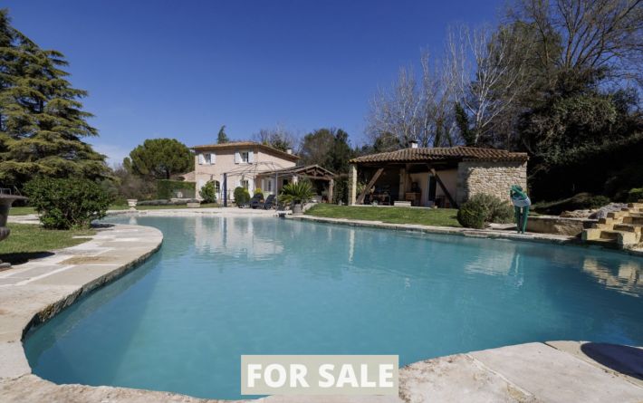 Manor House with Swimming Pool