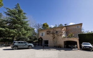 Manor House with Swimming Pool