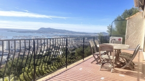 Villa with Swimming Pool and Panoramic Views