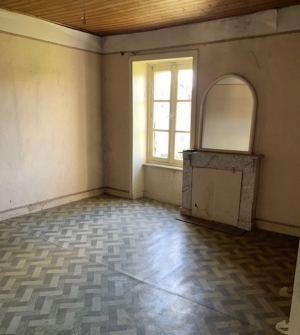 Traditional House with Huge Potential and Garden