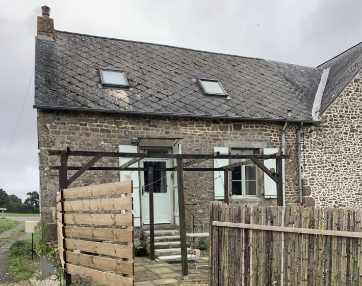 Ideal Holiday Home Cottage in Rural Hamlet