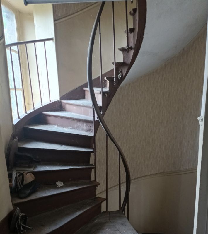 Grand Old Manor House with Huge Potential