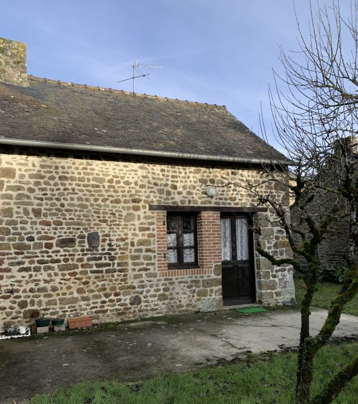 Traditional House with Garden