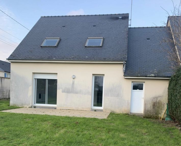 Pretty House with Garden, Ideal Holiday Home