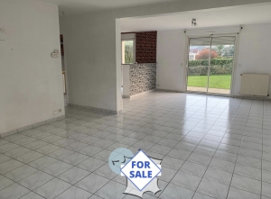 Pretty House with Garden, Ideal Holiday Home