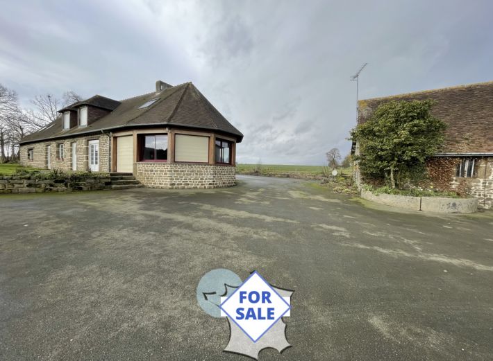 Large Detached Country House with Character and Open View