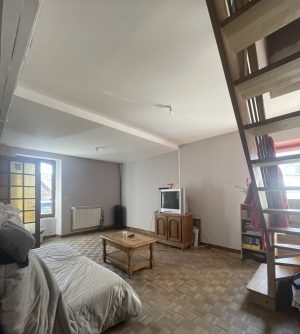 Former Diary Farm Complex in 2.45 Hectares of Land