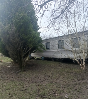 Countryside Chalet and Mobile Home in Rural Hamlet