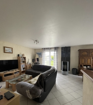 Detached House with Landscaped Garden
