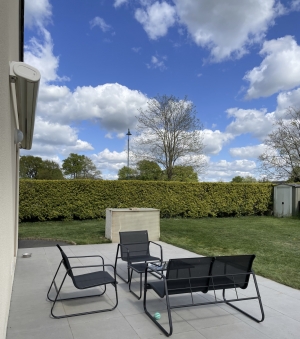 Detached House with Landscaped Garden