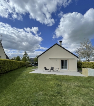 Detached House with Landscaped Garden