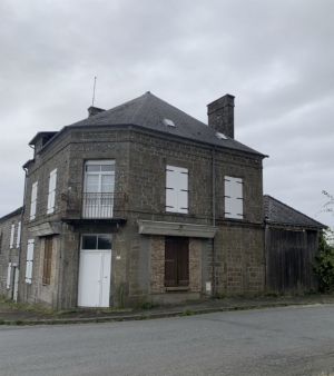 Set of Two Adjoining Houses, Many Possibilities