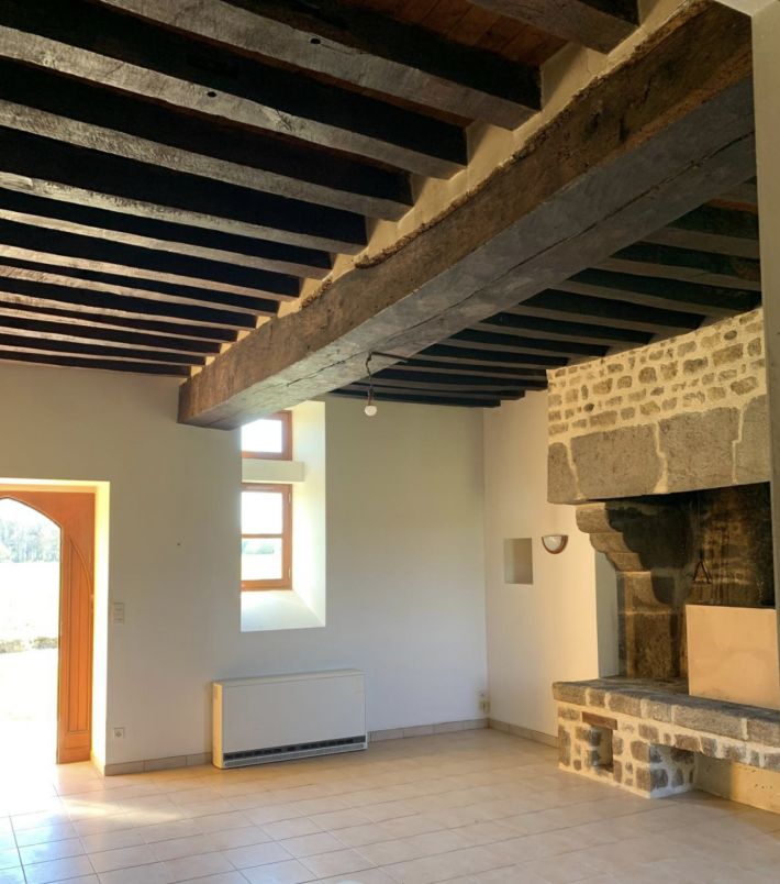 Detached Country House with Outbuilding