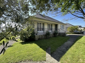 Detached House with Mature Garden