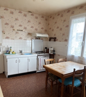 Single Storey Detached House With Garden