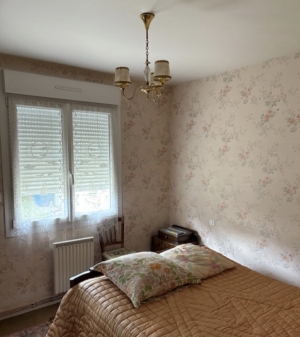 Single Storey Detached House With Garden