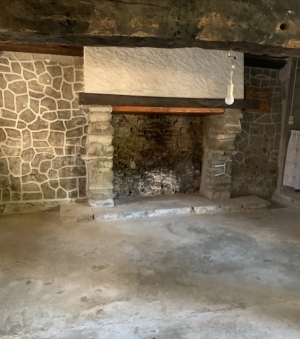 Charming Country House to Renovate
