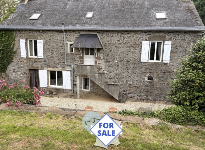 Detached Country House with Open Views