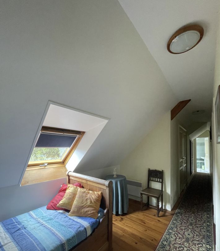 Detached Country House with Garden