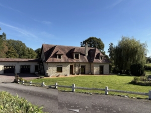 Detached Country House with Second Guest Cottage