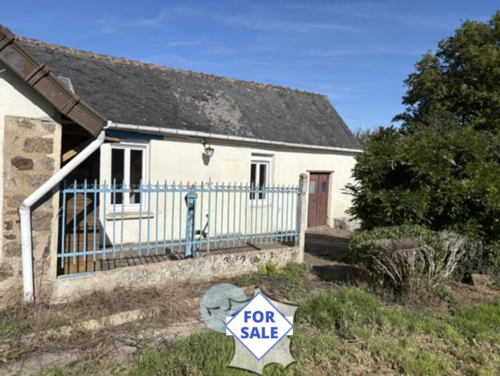 Detached Country House with Second Guest Cottage