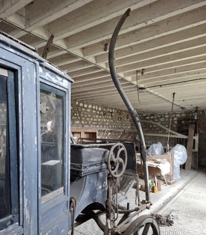 Detached Longere House with Outbuildings