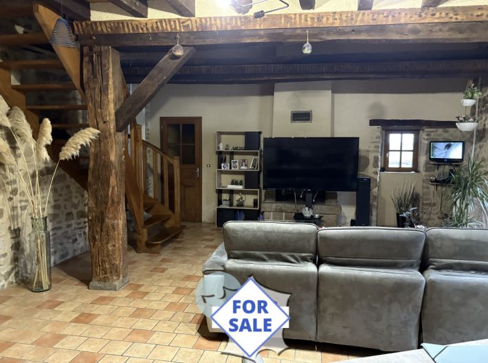 Farm House and Farm Complex Outbuildings with Land