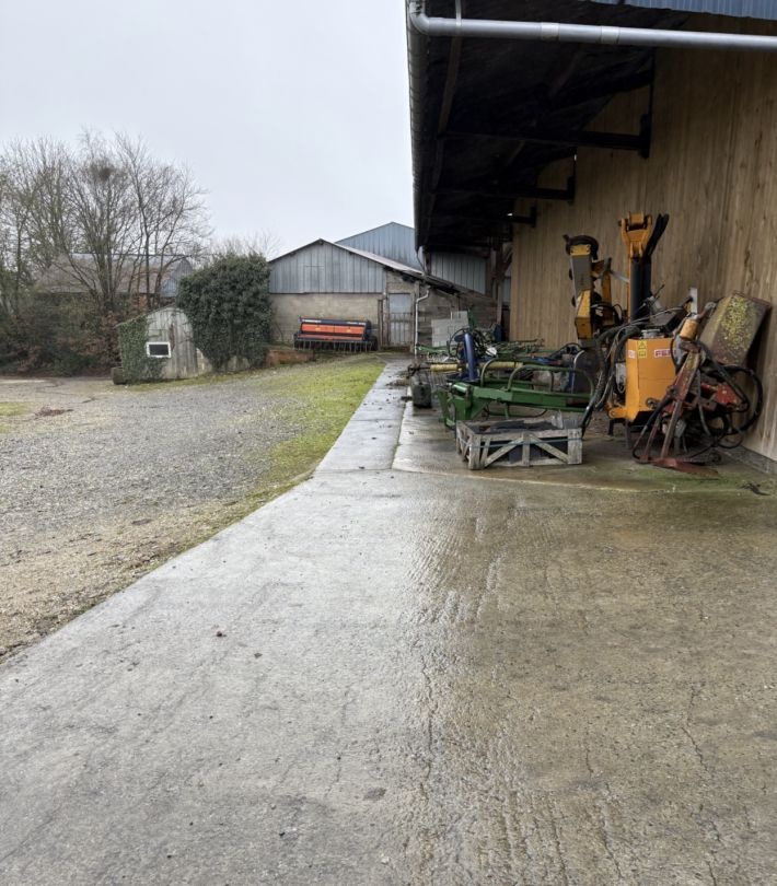 Farm House and Farm Complex Outbuildings with Land