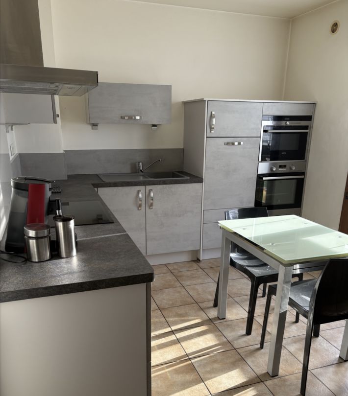 Detached House with Landscaped Garden