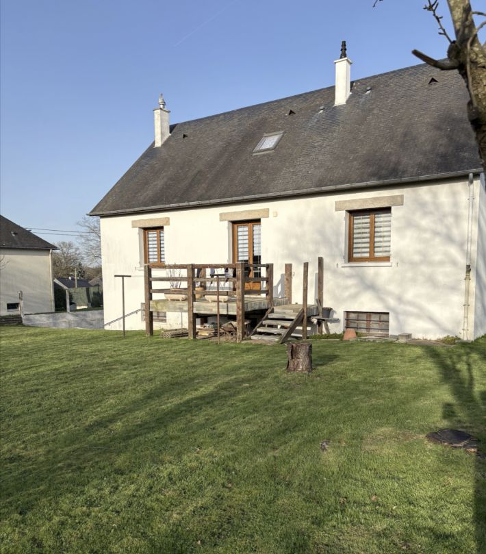 Detached House with Landscaped Garden