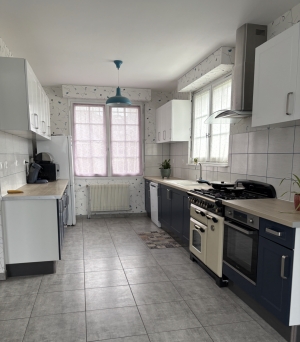 Detached House with Landscaped Garden