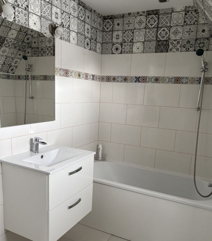 Detached House with Landscaped Garden