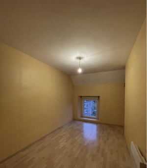 Farmhouse and Outbuildings with Land