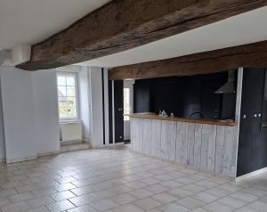 Traditional House with Garden