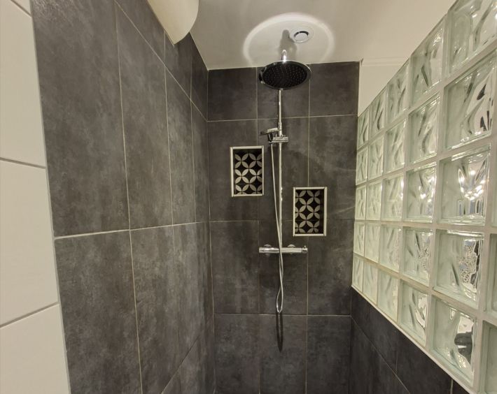 Traditional House with Garden