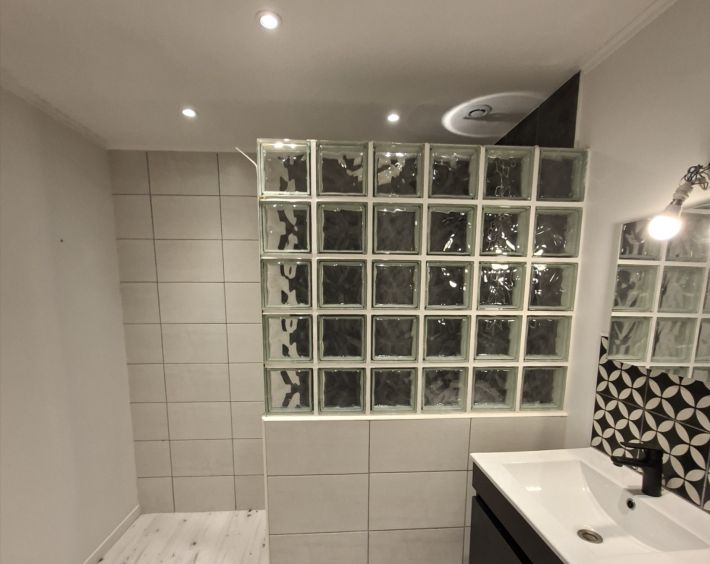 Traditional House with Garden