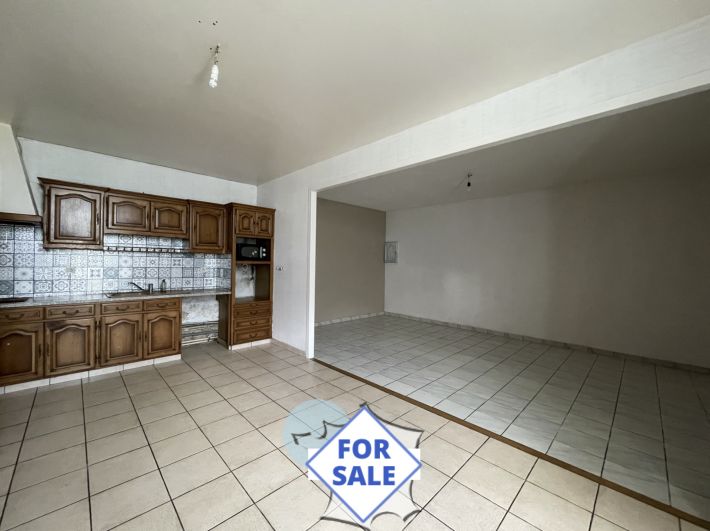 Detached Country House with Outbuildings