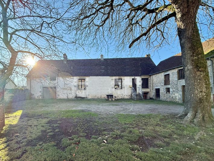 Former Presbytery House with Outbuildings