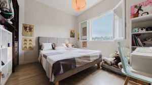 Stunning Detached House with Swimming Pool