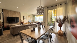 Beautiful Apartment with Outside Space