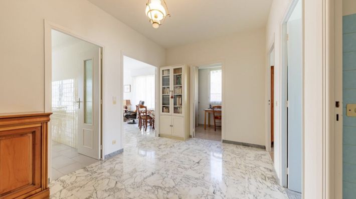 Beautiful Corner Apartment For Sale