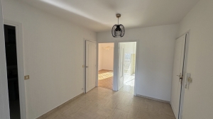 Apartment with Balconies and Sea View