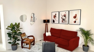 Lovely Apartment in Delightful Building