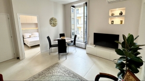 Lovely Apartment in Delightful Building