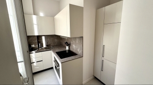 Lovely Apartment in Delightful Building