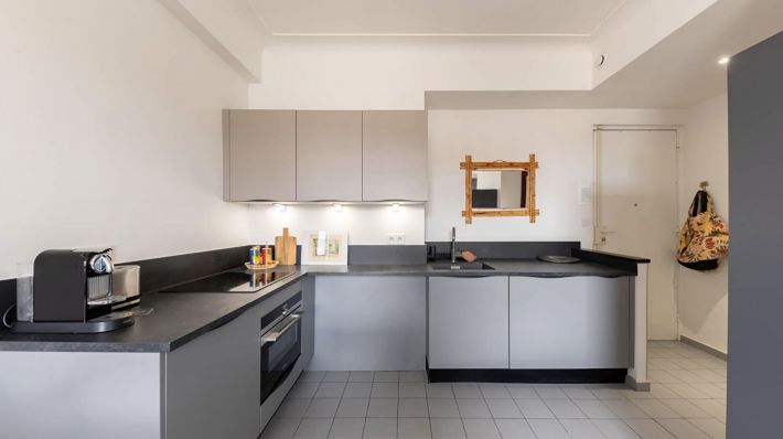 Lovely Apartment with Open View