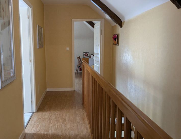 Duplex Apartment in Heart of Town